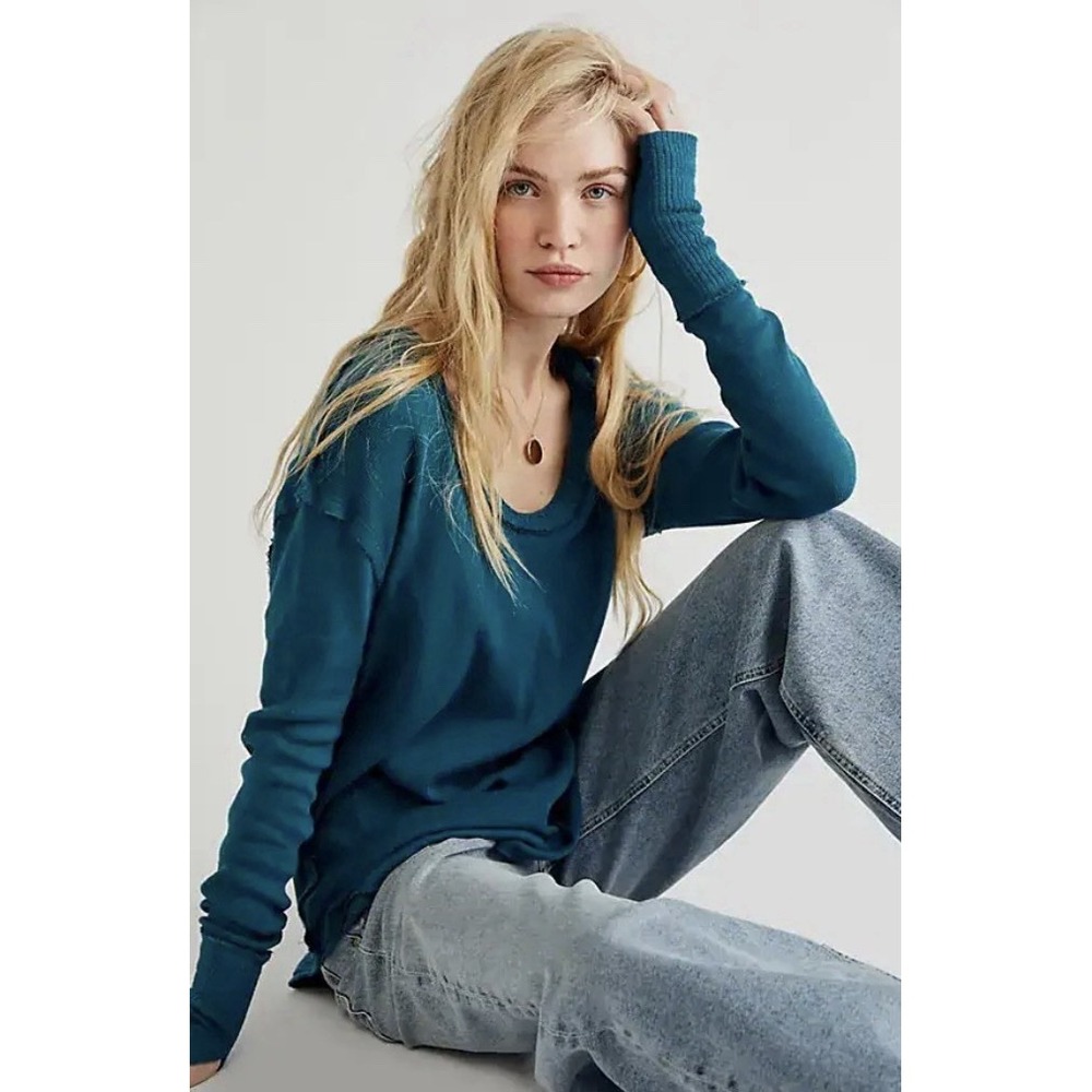 We The Free Care FP Colby Long Sleeve Tee Women Lagoon Scoop Neck Size Large